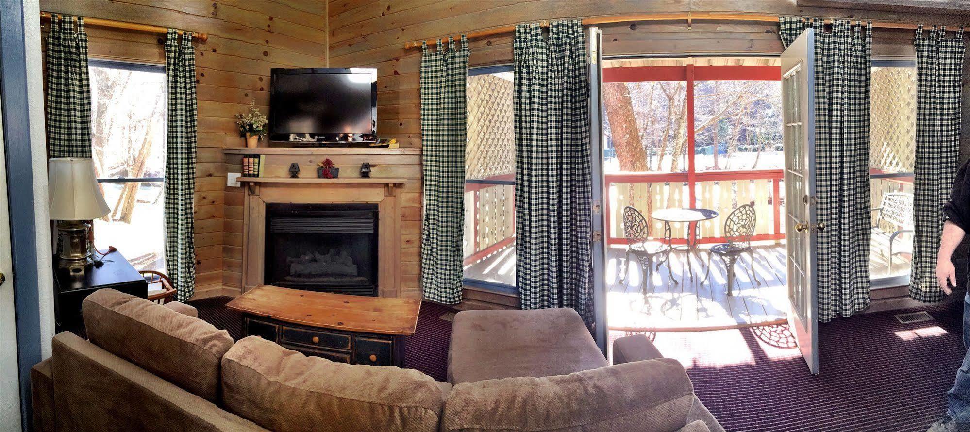 Riverbend Motel & Cabins Helen Esterno foto