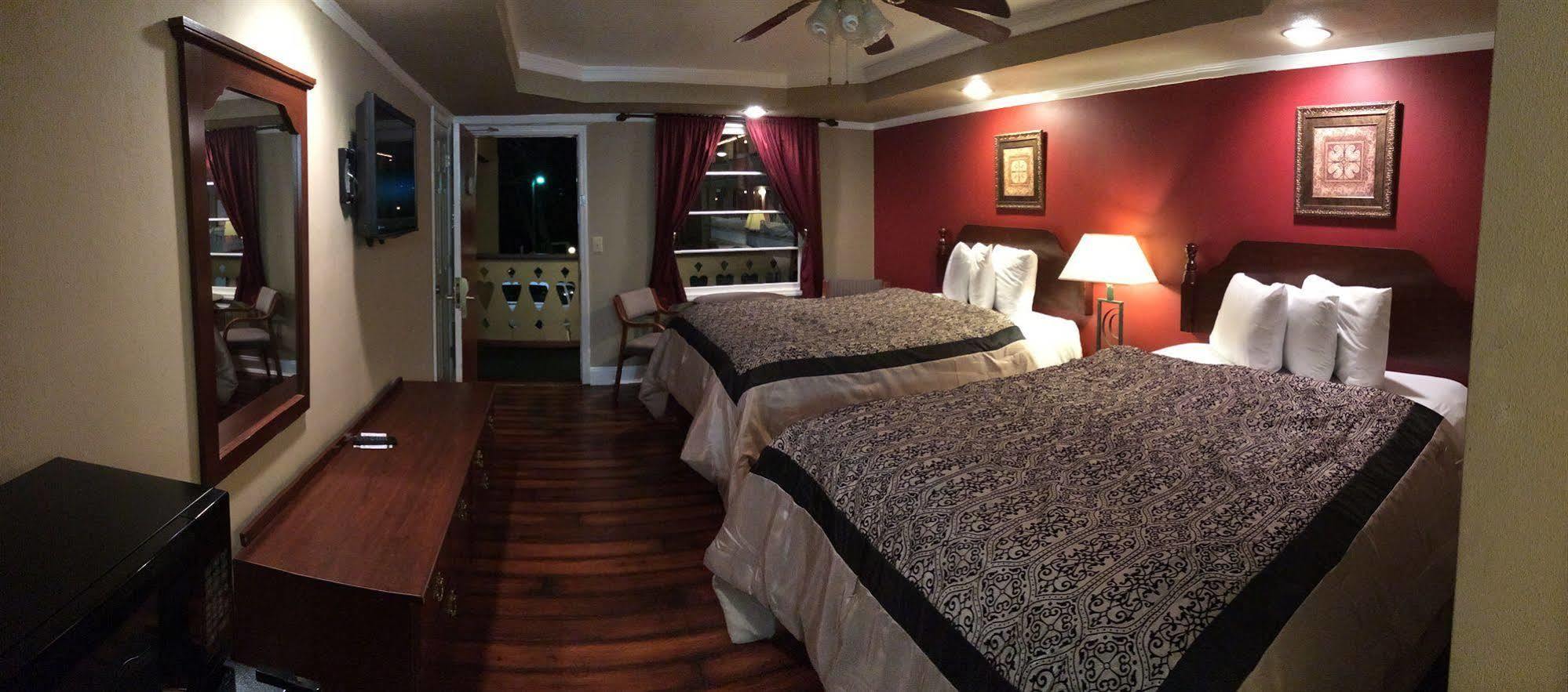 Riverbend Motel & Cabins Helen Esterno foto
